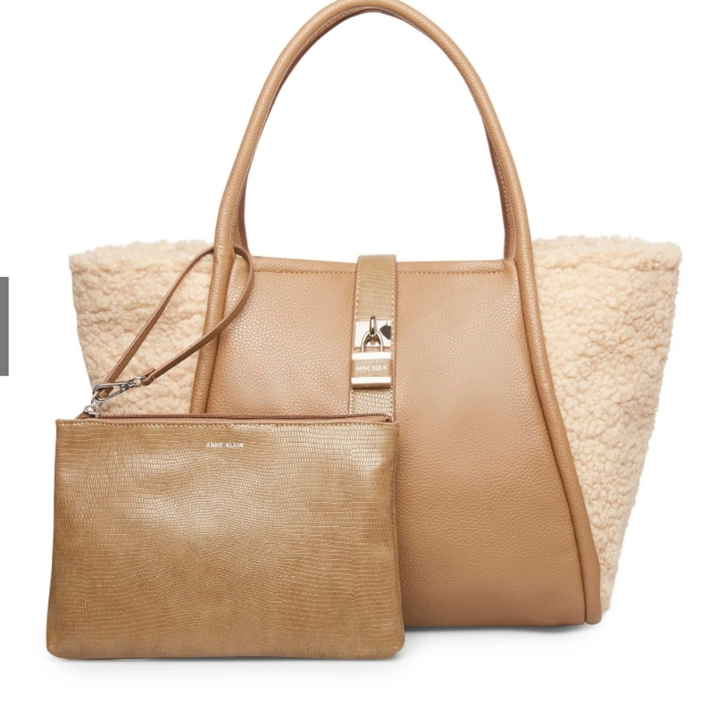 Mixed Media Sherpa Lock Tote w/ 👝